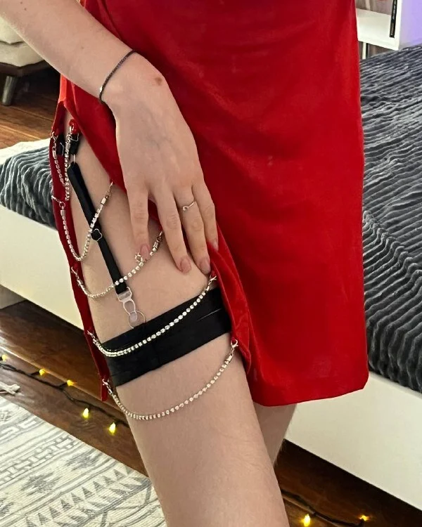 SylviaBayliss Chat XXX Ngoại tuyến
