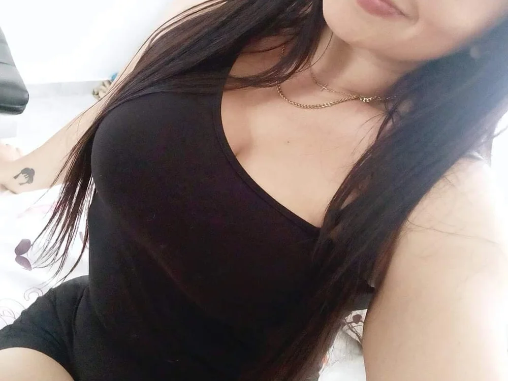 maryuri_hot's Offline Chat Room