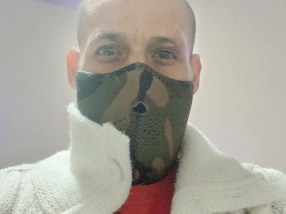 Chat XXX offline de DrPoppykocks