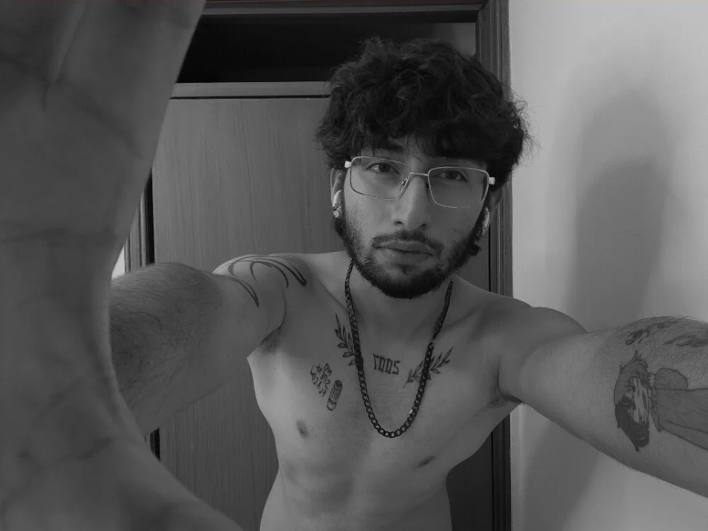 Dominus_Kane: συνομιλία ΧΧΧ εκτός σύνδεσης