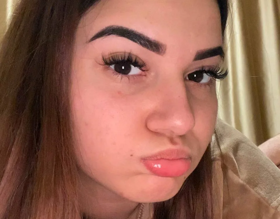Elizzzabeth's Offline XXX Chat