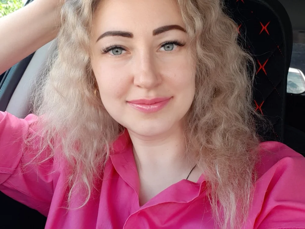 GlaireAdel offline chatrum