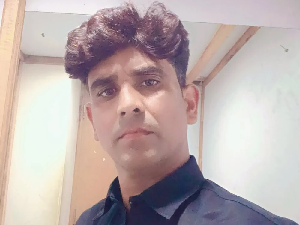 Hot-tina01 Chat XXX offline