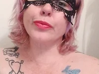 anonymity_awaits@xh's Offline Chat Room