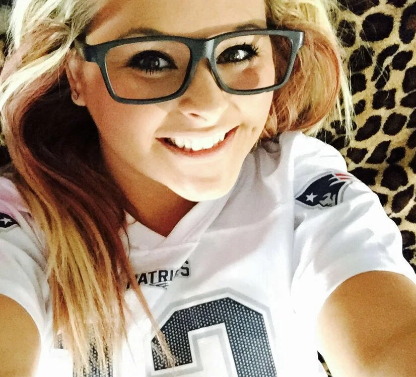 neonmoon19's Offline XXX Chat