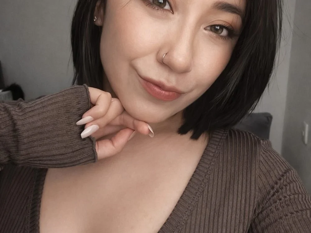 Goddess_blowjob Live Chat on StripChat