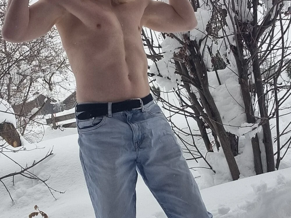 Prinz_von_hoffeld112 Offline XXX-Chat