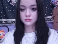 OneMomentPunch's webcam live show