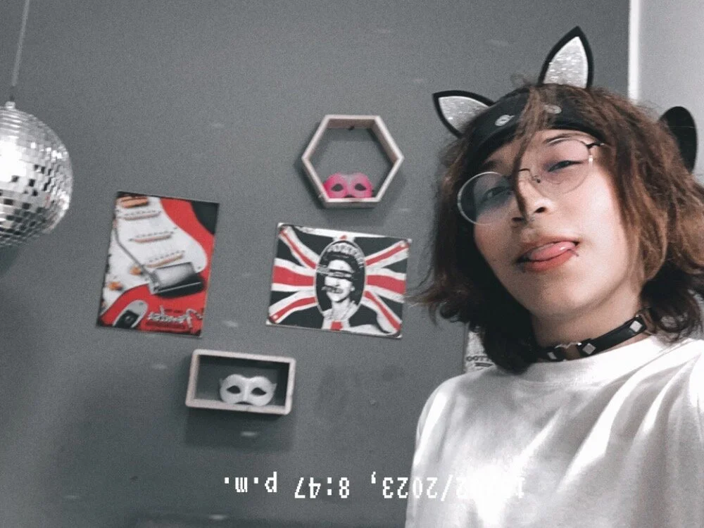 Matthew__Strawberry's Offline XXX Chat