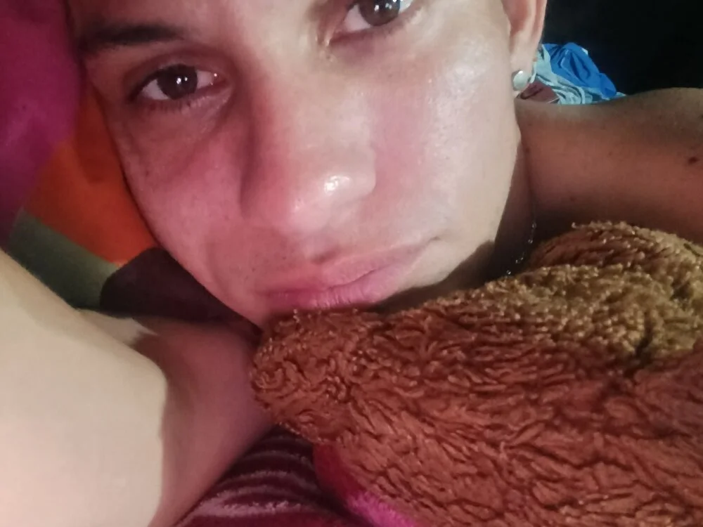 Ale21-345 Chat XXX offline