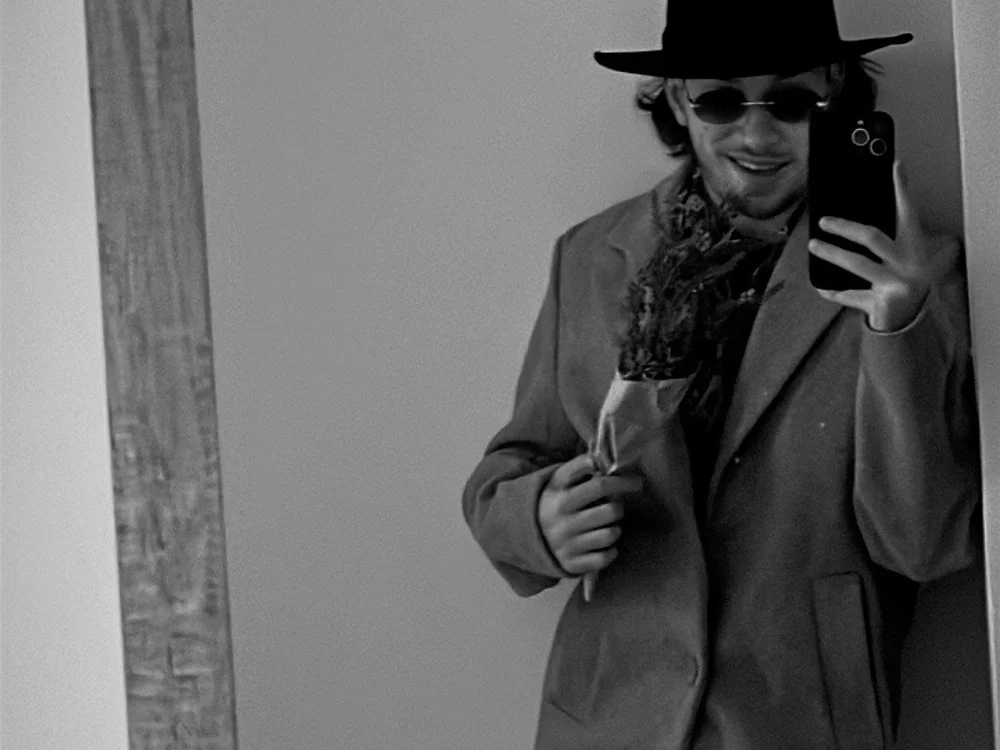 playful_charles offline chatrum