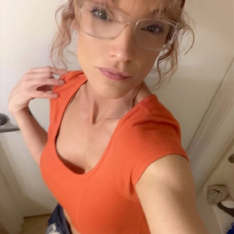 SagittariusSunshine offline chatrum