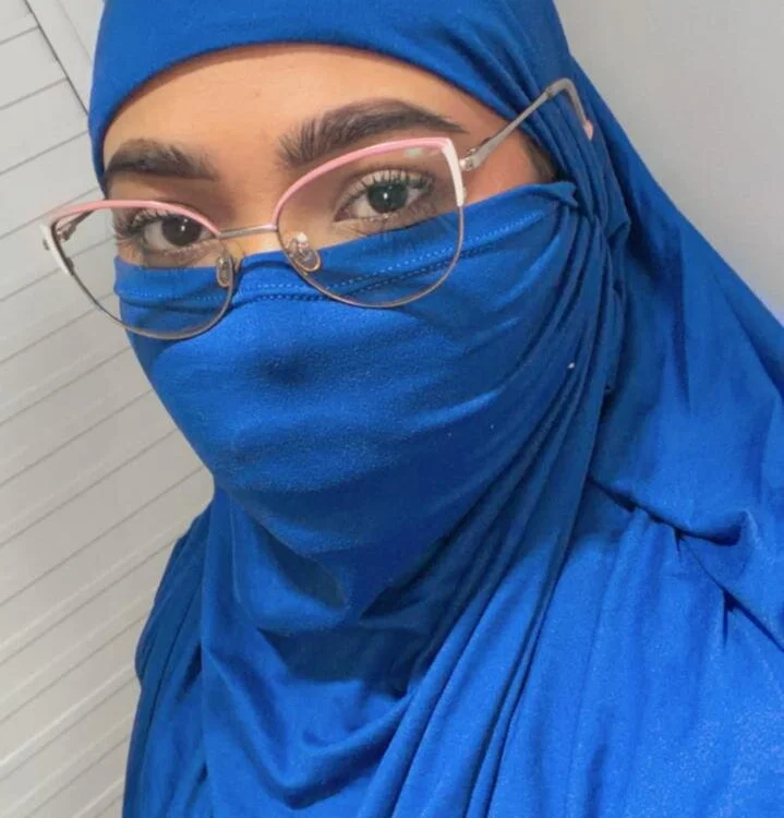 Lmalak_1 Offline XXX Chat