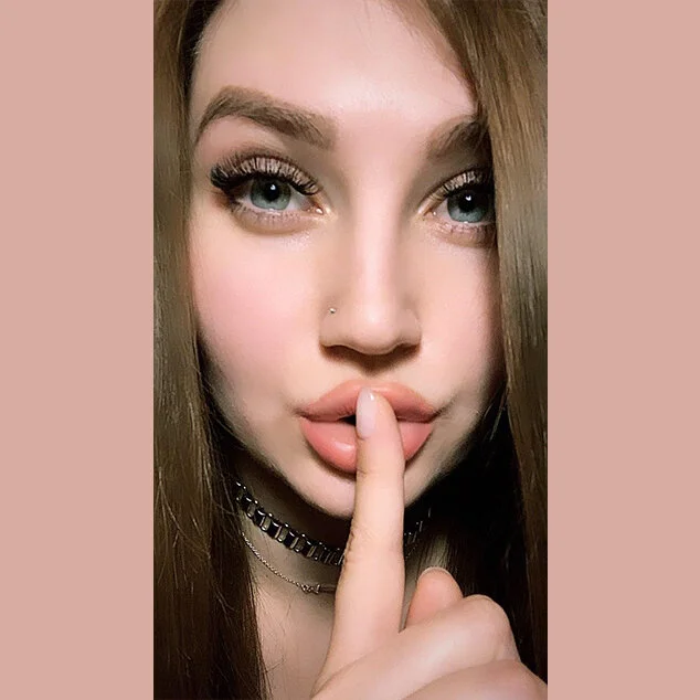 florianikaa's Offline Chat Room