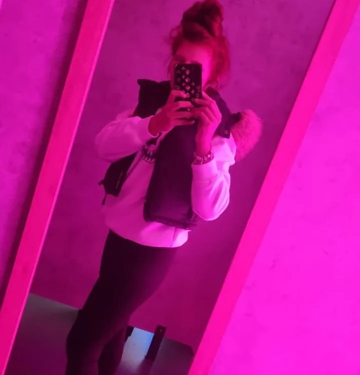 Offline XXX chat modela LucyRea