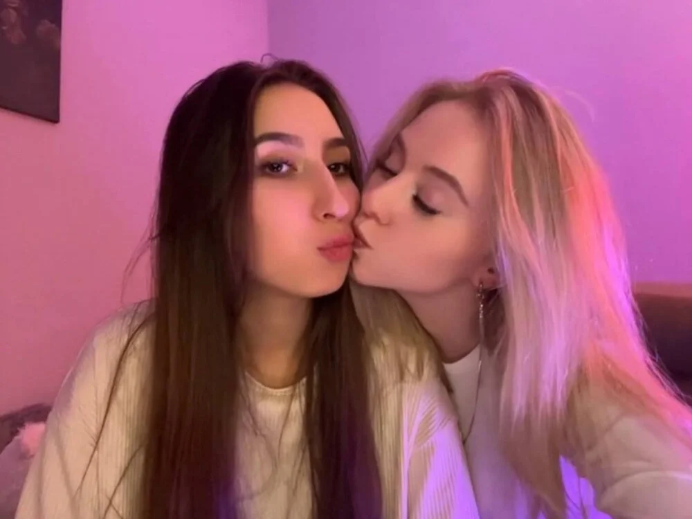 Offline XXX chat Mimipaws