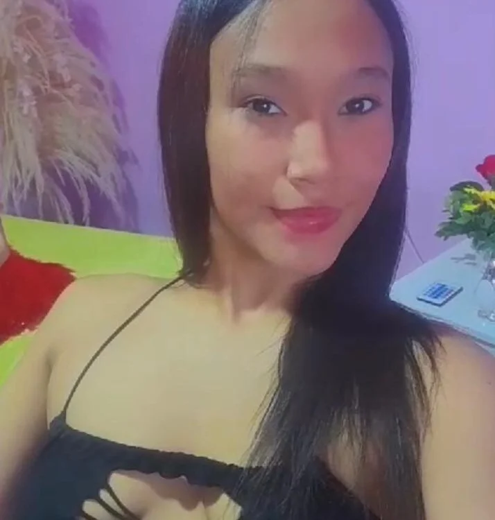 lisamahun's Offline XXX Chat