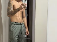Novinhocarioca222's webcam live show