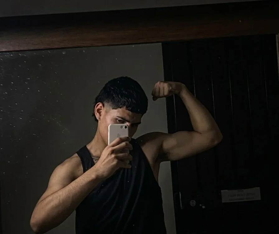 Costehoxxx অফলাইন XXX চ্যাট