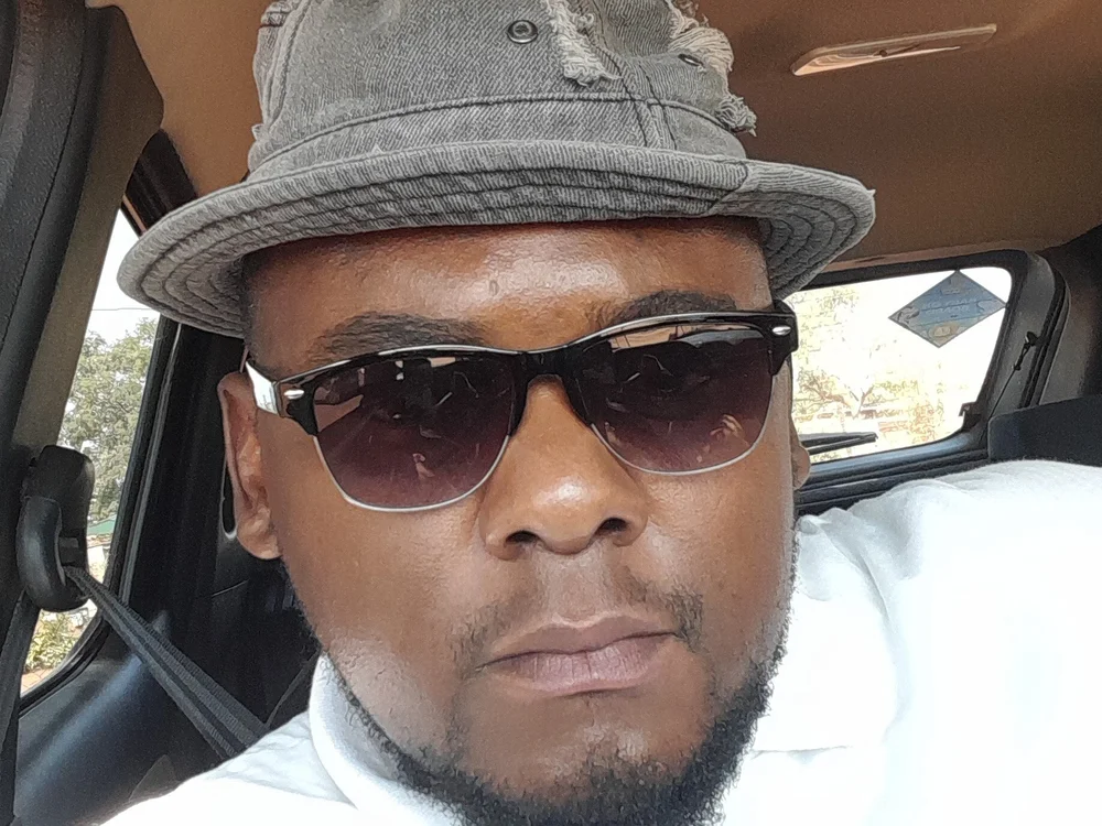 kaybobo23 offline chatrum
