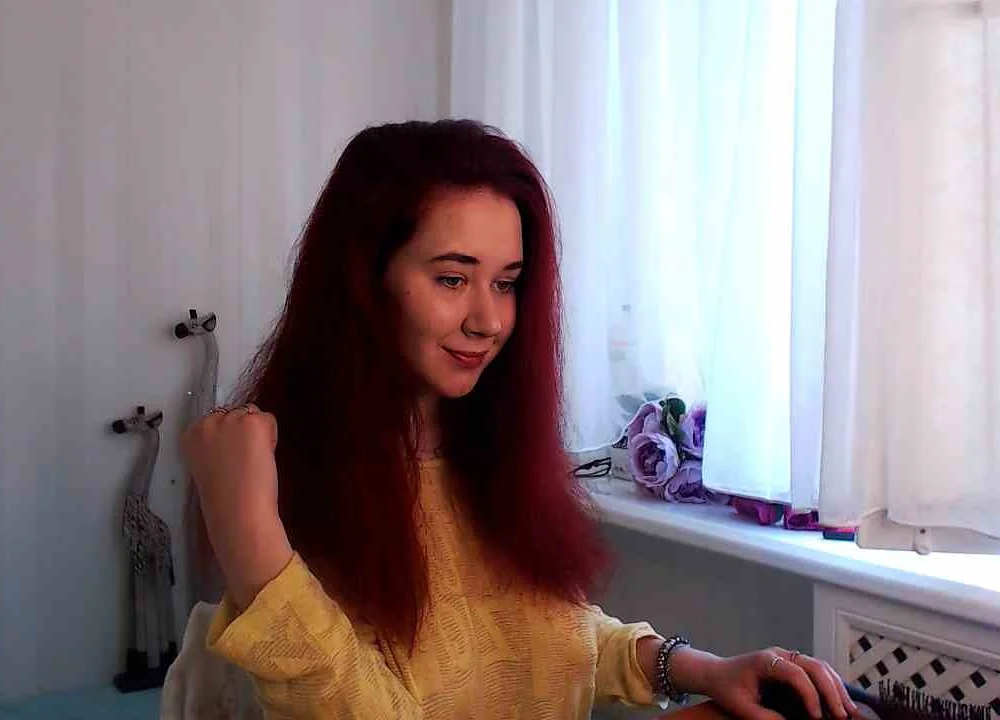 RedFoxieRose's Offline Chat Room