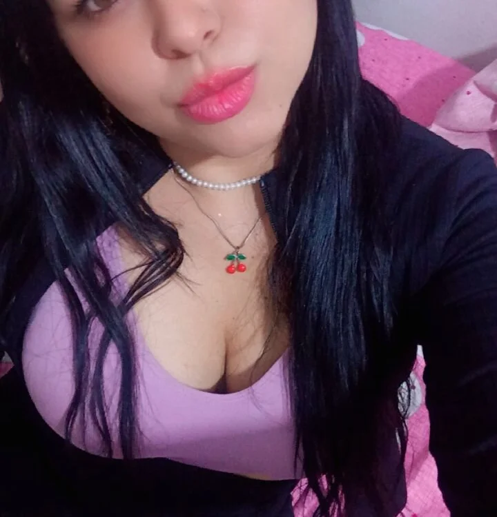 Leslyhot87 offline XXX-chat