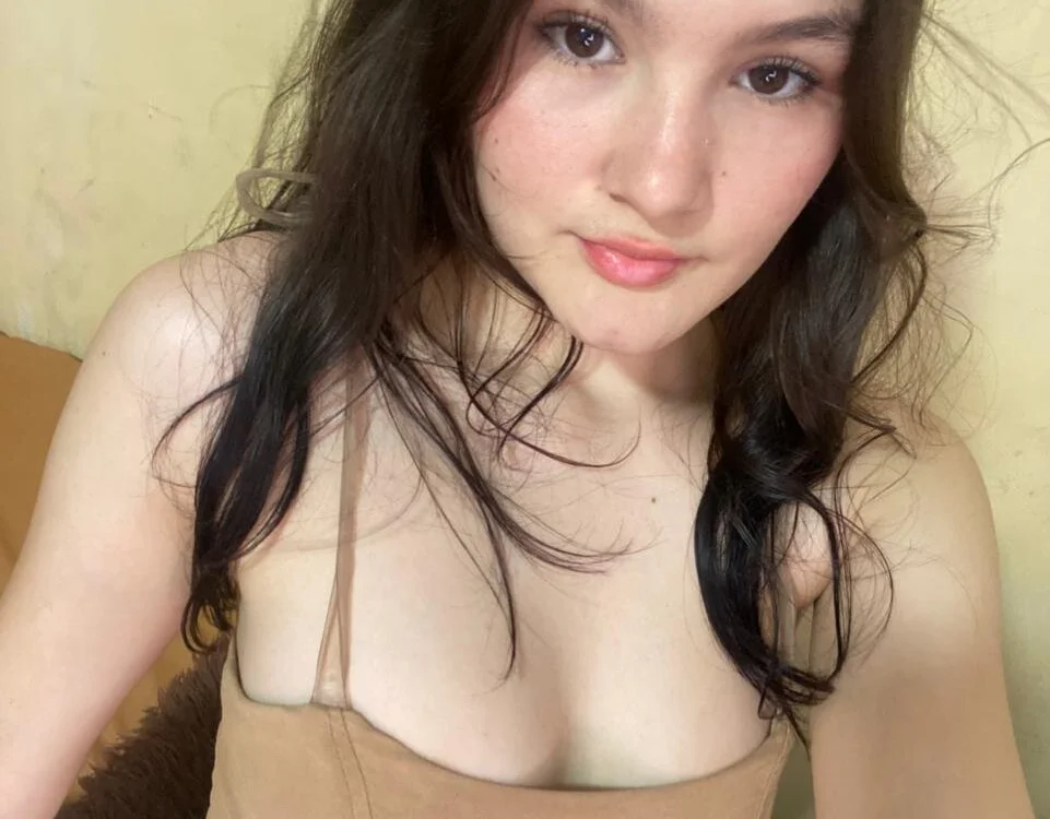 Princess_Isis' Offline Chat Room