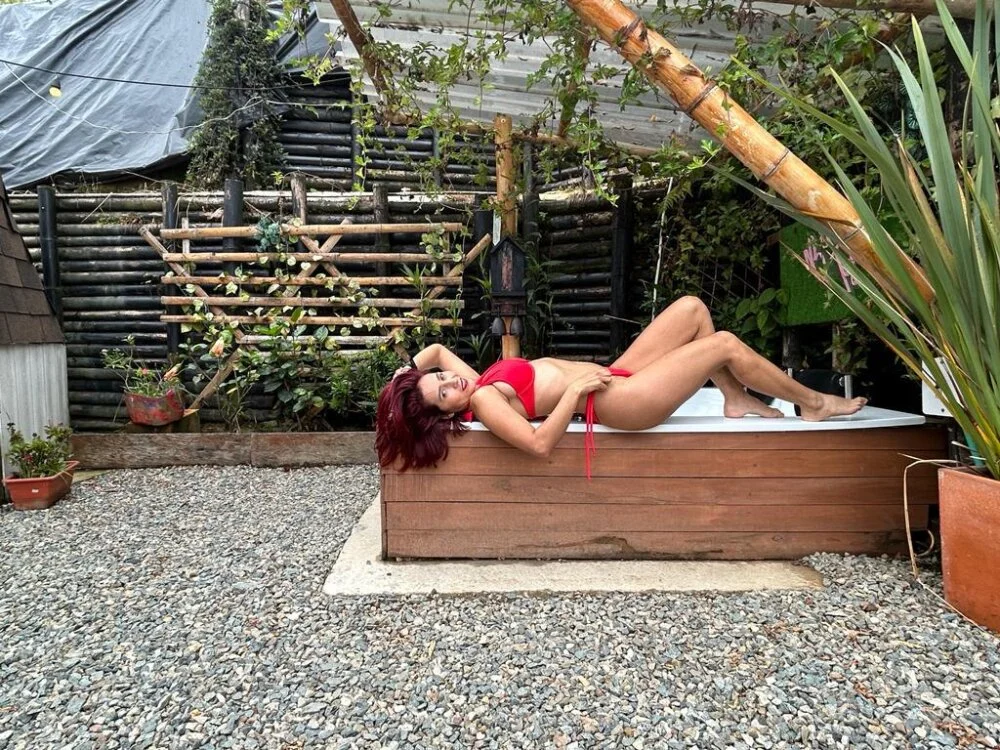 Erza-Scarlett's Offline XXX Chat