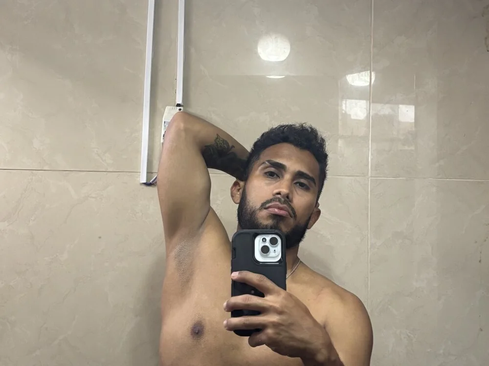 دردشة TU-MORENOO الجنسية المباشرة