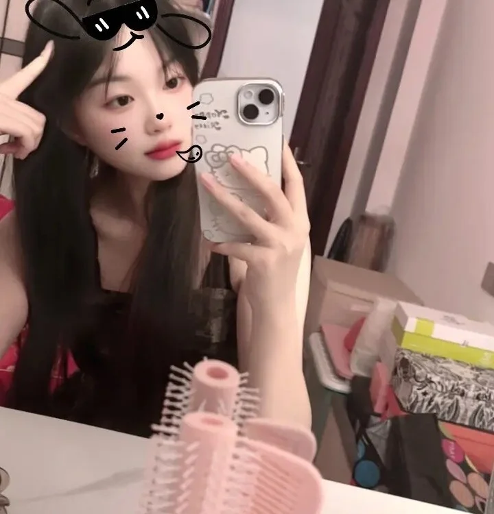 Lily-8888 Chat XXX offline