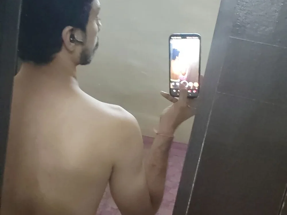 king_rishav2002n Offline XXX chat