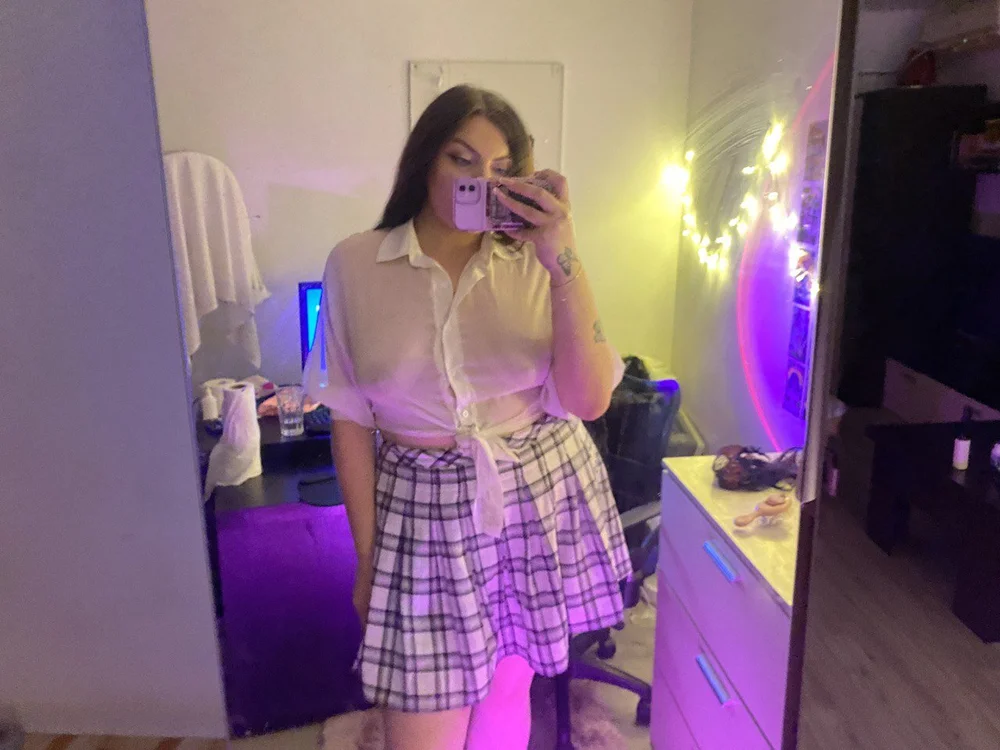 EllieEler's Offline Chat Room