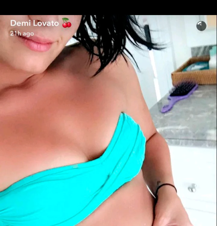 valeriaa26 offline chatrum