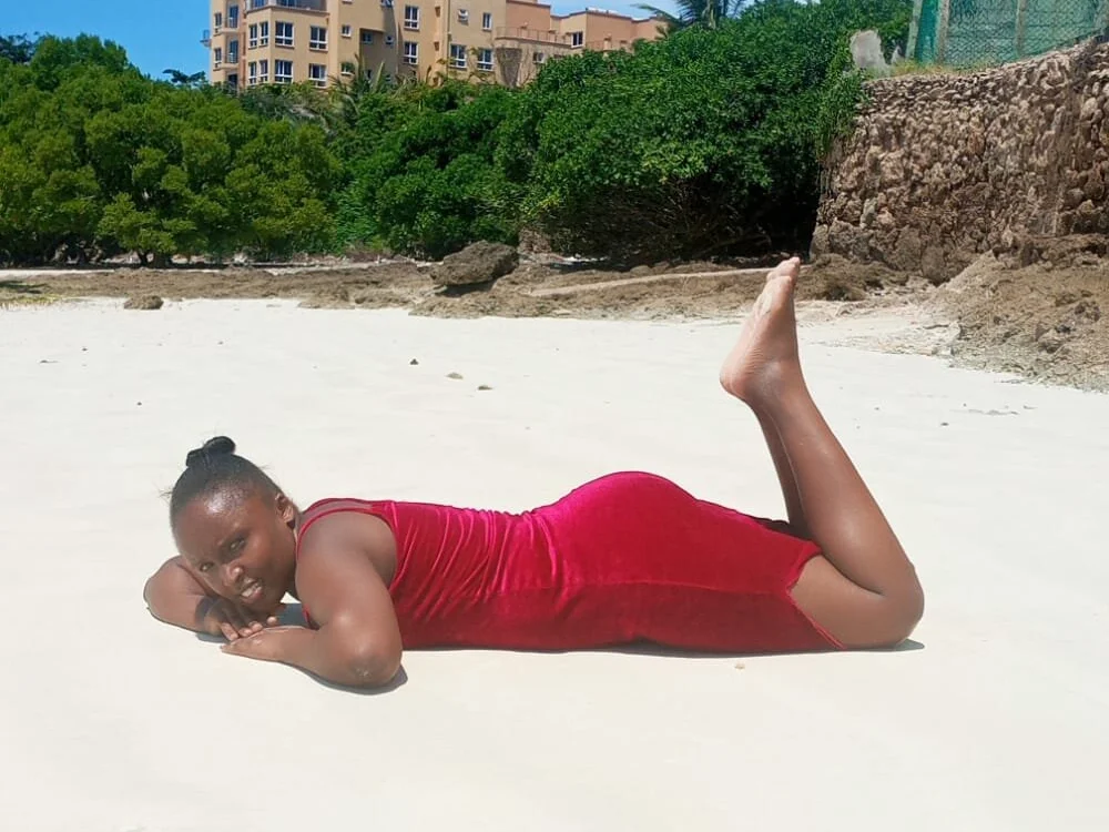 Offline XXX chat queen_mendyz