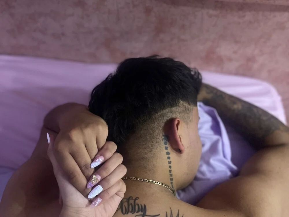 Kathya_and_thiago Chat XXX Ngoại tuyến