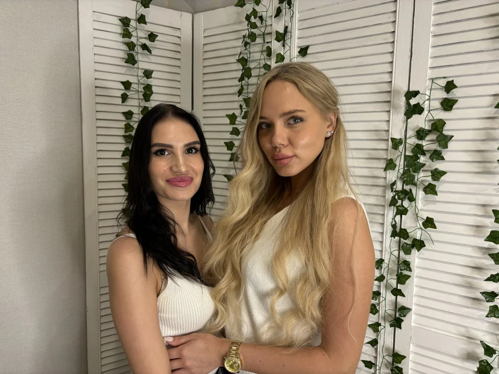 NicoleDunn's Offline XXX Chat