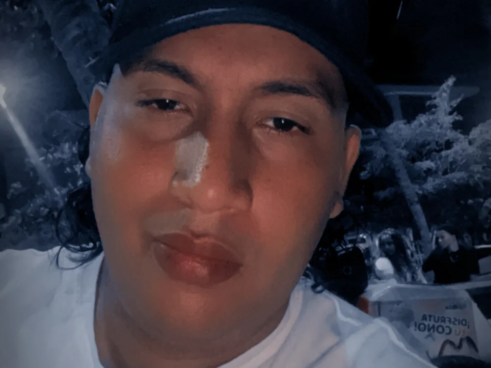 Mr-cachondito's Offline XXX Chat
