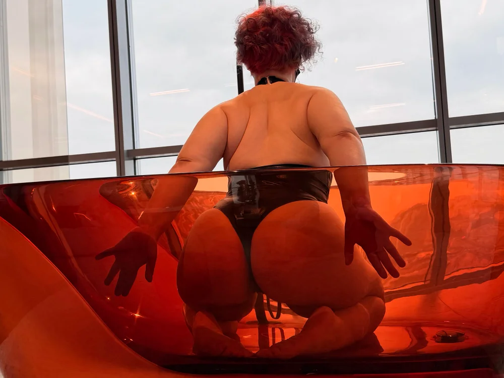 CharlotteMeNow 离线XXX聊天