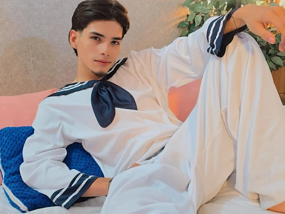 Chat +18 off-line de Axelwiliams