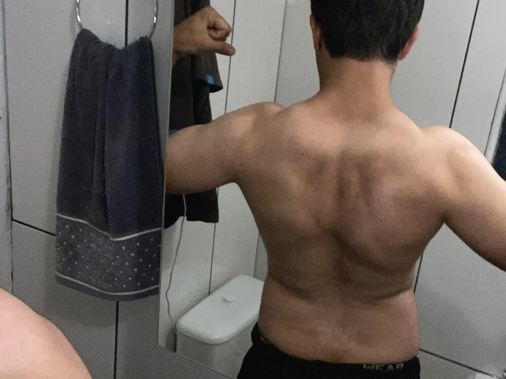 haragano69 অফলাইন XXX চ্যাট