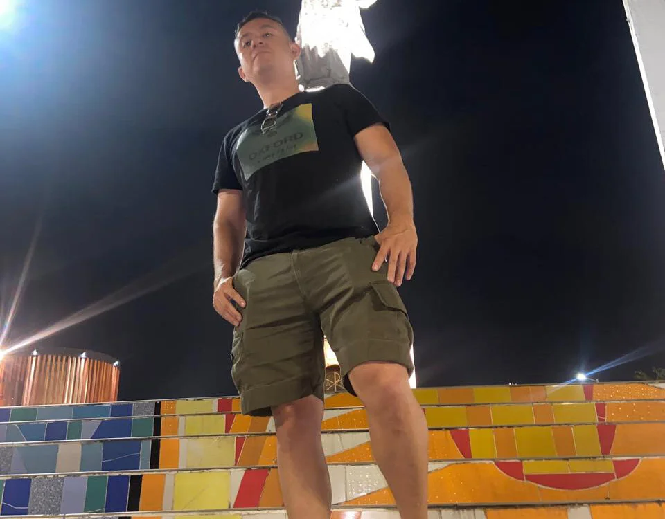 jlmg2388's Offline Chat Room