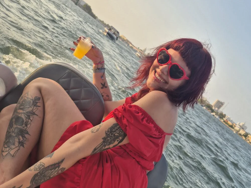 Sarah-Stoner 离线XXX聊天