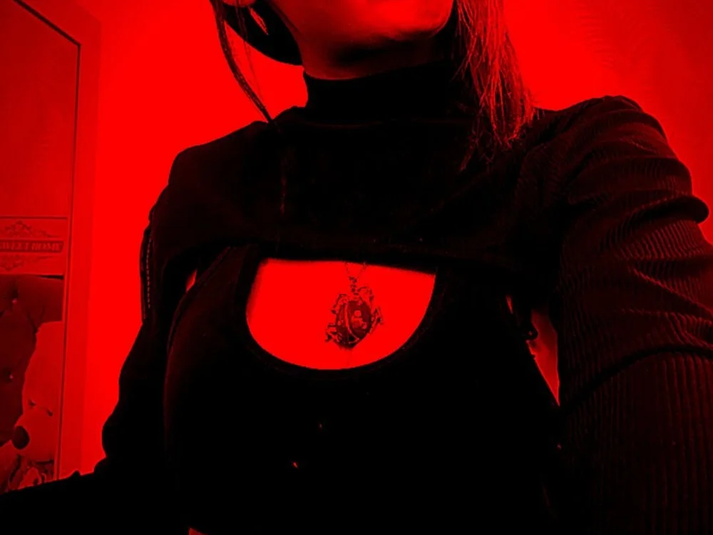 charllote_sweett offline chatrum