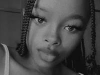 Vpretty_'s Live XXX Chat