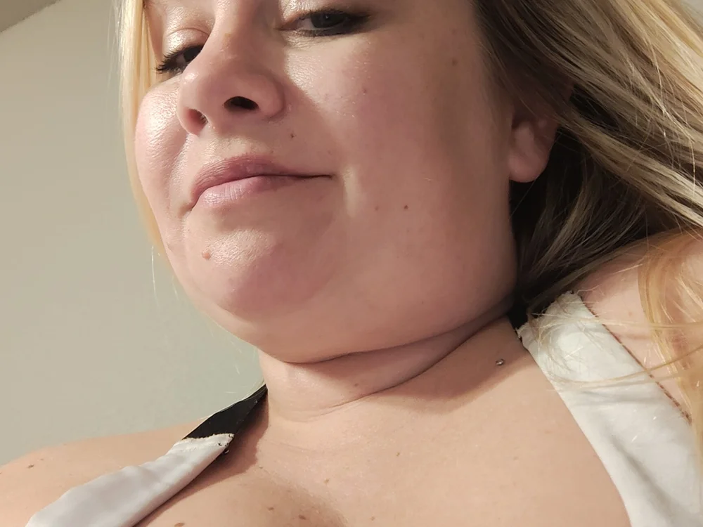 Pinkprincesspony's Offline Chat Room