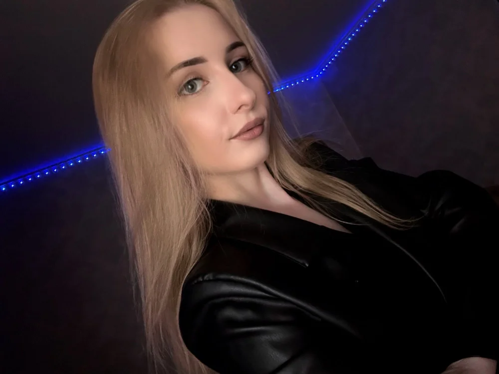 Chat XXX offline de Cutti_Crystal