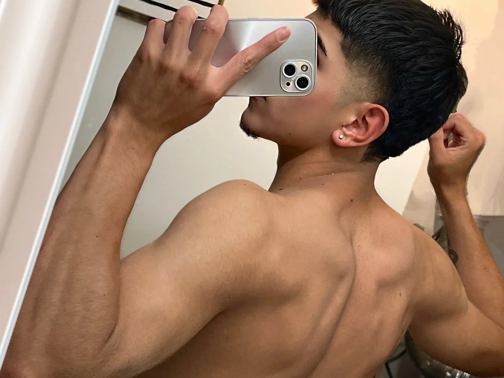 xXPlayBoyXx7 offline chatrum