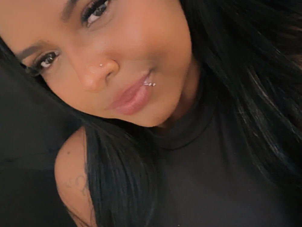 Offline XXX chat modela bella_255