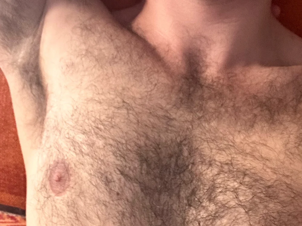 HairyHunk95 offline chatrum