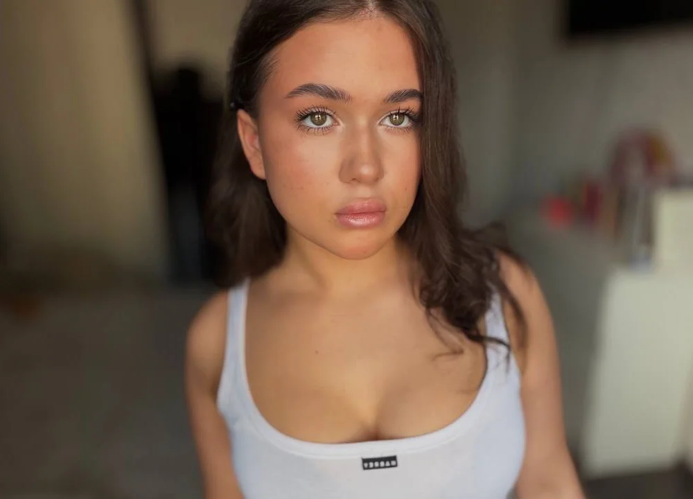 JoycelynUrion's Offline XXX Chat